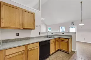 6827 Hill Creek Cove, Lithonia, GA 30058 - Photo 17
