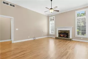 410 Ashley Dr, Canton, GA 30114 - Photo 9