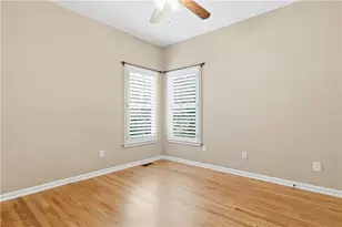 410 Ashley Dr, Canton, GA 30114 - Photo 29