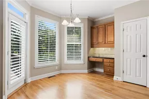 410 Ashley Dr, Canton, GA 30114 - Photo 17