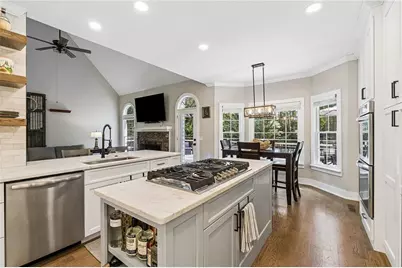 7635 Finley Drive, Gainesville, GA 30506 - Photo 11