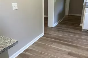 2121 Wood Ct, Marietta, GA 30062 - Photo 9