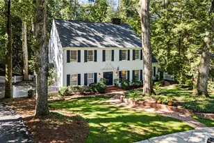 2340 Christophers Walk NW, Atlanta, GA 30327 - Photo 3