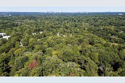 2340 Christophers Walk NW, Atlanta, GA 30327 - Photo 55