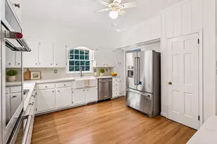2340 Christophers Walk NW, Atlanta, GA 30327 - Photo 15