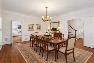 2340 Christophers Walk NW, Atlanta, GA 30327 - Photo 11