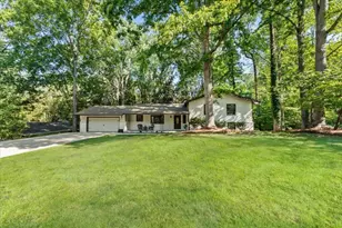 1606 E Nancy Creek Dr, Brookhaven, GA 30319 - Photo 7