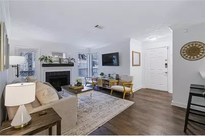 6804 Glenridge Drive #D, Sandy Springs, GA 30328 - Photo 9
