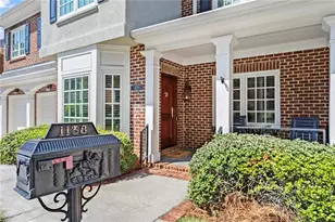 1138 Fairway Gardens NE, Brookhaven, GA 30319 - Photo 3
