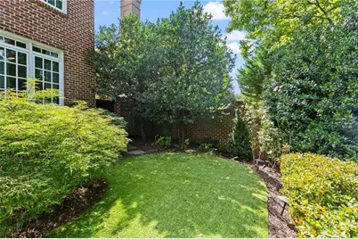 1138 Fairway Gardens NE, Brookhaven, GA 30319 - Photo 45