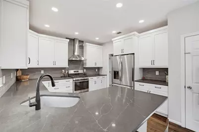 4535 Village Springs Run, Atlanta, GA 30338 - Photo 9