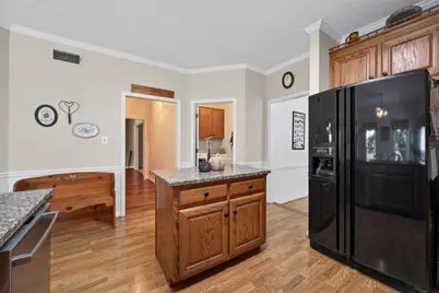 2078 Lakewood Circle SW, Grayson, GA 30017 - Photo 17