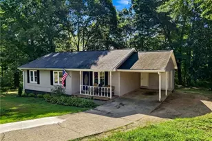 3016 Summer Lake Dr, Gainesville, GA 30506 - Photo 3