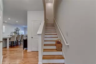 2140 Lanier Harbor Pt, Buford, GA 30518 - Photo 5