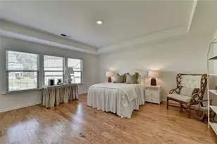 2140 Lanier Harbor Pt, Buford, GA 30518 - Photo 15