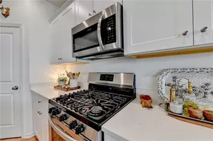 2140 Lanier Harbor Pt, Buford, GA 30518 - Photo 9