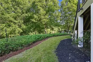 6065 Boulder Bluff Dr, Cumming, GA 30040 - Photo 49