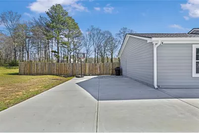 2001 Raymonds Drive, Loganville, GA 30052 - Photo 7