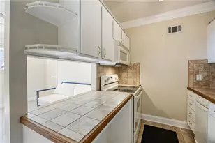 1977 Johnson Ferry Rd, Marietta, GA 30062 - Photo 33
