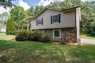 875 Windsor Trail, Roswell, GA 30076 - Photo 3