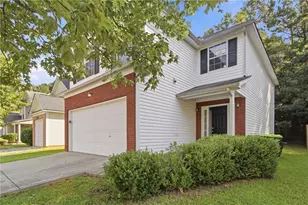 2429 Wood Bend Ln, Riverdale, GA 30296 - Photo 3