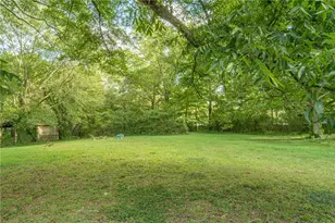 593 Hurt Rd SW, Smyrna, GA 30082 - Photo 15