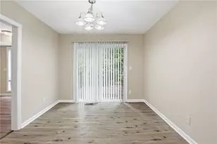 2225 Emerald Castle Dr, Decatur, GA 30035 - Photo 7