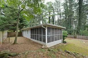 2764 Hogan Rd, Atlanta, GA 30344 - Photo 31