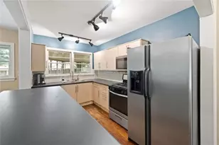 2764 Hogan Rd, Atlanta, GA 30344 - Photo 9