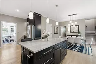 10785 Grenadier Ln, Alpharetta, GA 30022 - Photo 11