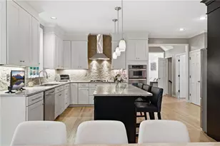 10785 Grenadier Ln, Alpharetta, GA 30022 - Photo 15