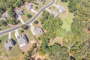 1221 Shiva Blvd, Winder, GA 30680 - Photo 3
