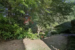2264 Lenox Ridge Ct NE, Brookhaven, GA 30319 - Photo 7