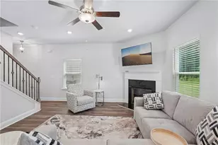 111 Vineyard Walk, Carrollton, GA 30117 - Photo 3