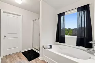 1069 Belmont Park Dr, Commerce, GA 30529 - Photo 11