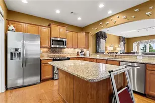 6667 Fawn Meadow Ln, Hoschton, GA 30548 - Photo 11