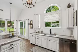 162 St Martin Dr, Suwanee, GA 30024 - Photo 21