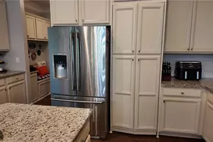 2445 Crimson Downs Dr, Cumming, GA 30040 - Photo 15