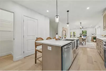 371 5th Street NE, Atlanta, GA 30308 - Photo 13