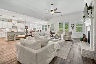 236 Chatuge Dr, Hoschton, GA 30548 - Photo 9