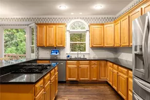 720 Vinings Estates Dr SE, Smyrna, GA 30126 - Photo 13