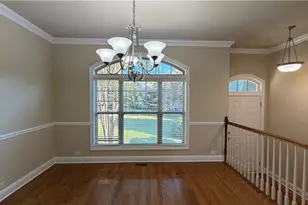 10748 Ellicot Way, Alpharetta, GA 30022 - Photo 9