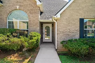 1457 Shelnut Ct, Hampton, GA 30228 - Photo 3