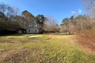 17 Collins Rd, Carrollton, GA 30116 - Photo 3