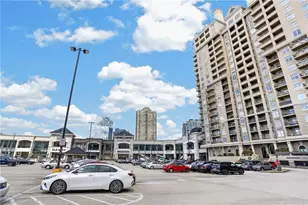 3338 Peachtree Rd NE, Atlanta, GA 30326 - Photo 35