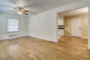 2987 Belvedere Ln, Decatur, GA 30032 - Photo 9