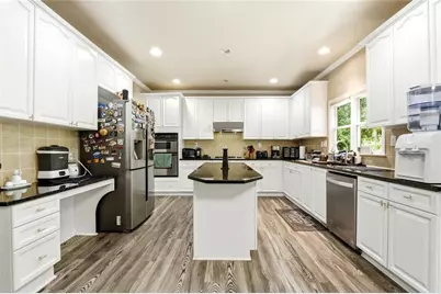 1420 Cresthaven Lane, Lawrenceville, GA 30043 - Photo 23