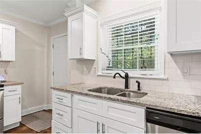1619 Sylvan Road SW, Atlanta, GA 30310 - Photo 11