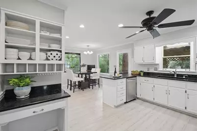 2312 Woodsfield Court NE, Marietta, GA 30062 - Photo 19
