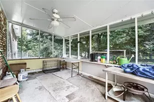 2558 Kings Way, Lawrenceville, GA 30044 - Photo 9